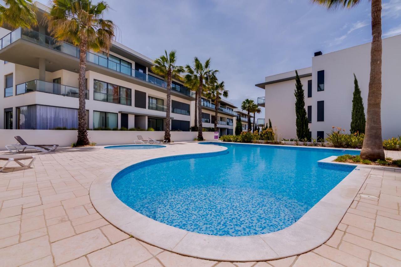 Cavalo Preto Beach Resort Quarteira Exterior photo